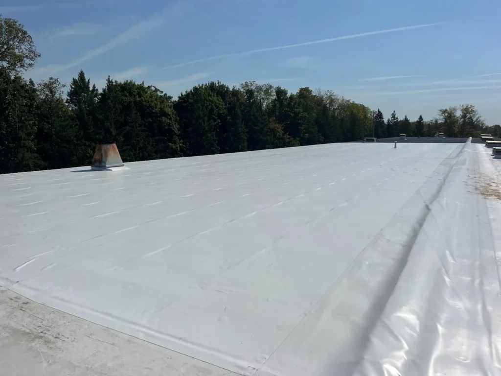 Newly retrofitted commercial roof