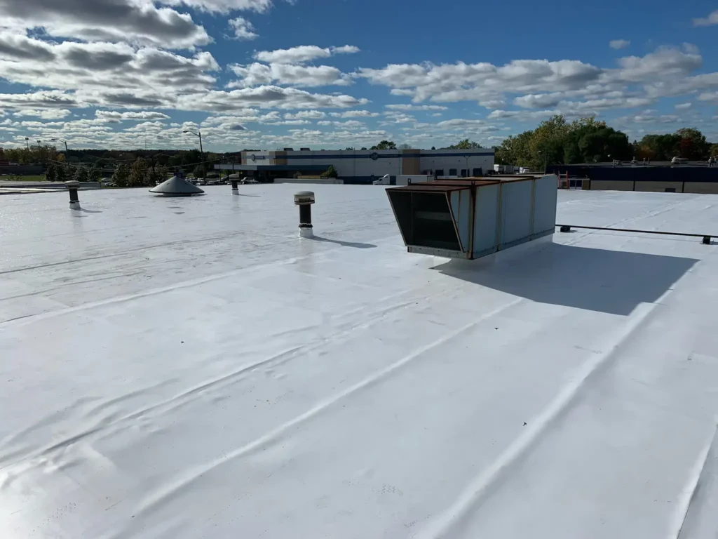 New TPO commercial roof